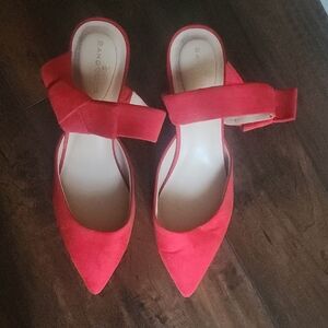Bandolino Red Pointed Toe Heels